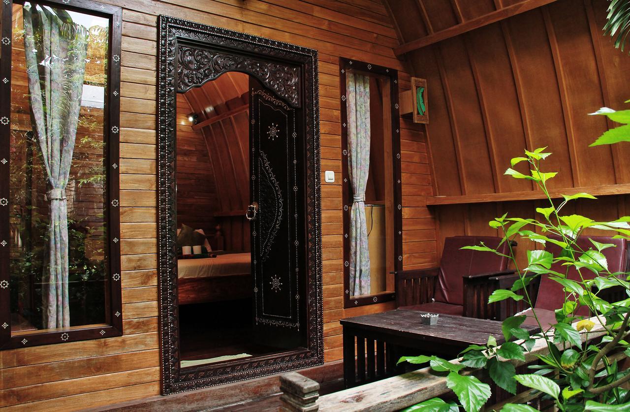 Banana Leaf Bungalow Gili Trawangan Exterior photo